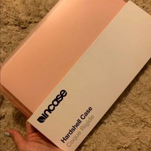 Incase Designs Apple Mac Book
